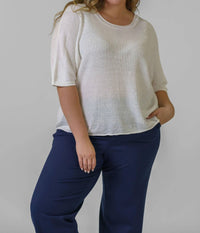 Estheme - Linen Short Sleeve Top - Plus