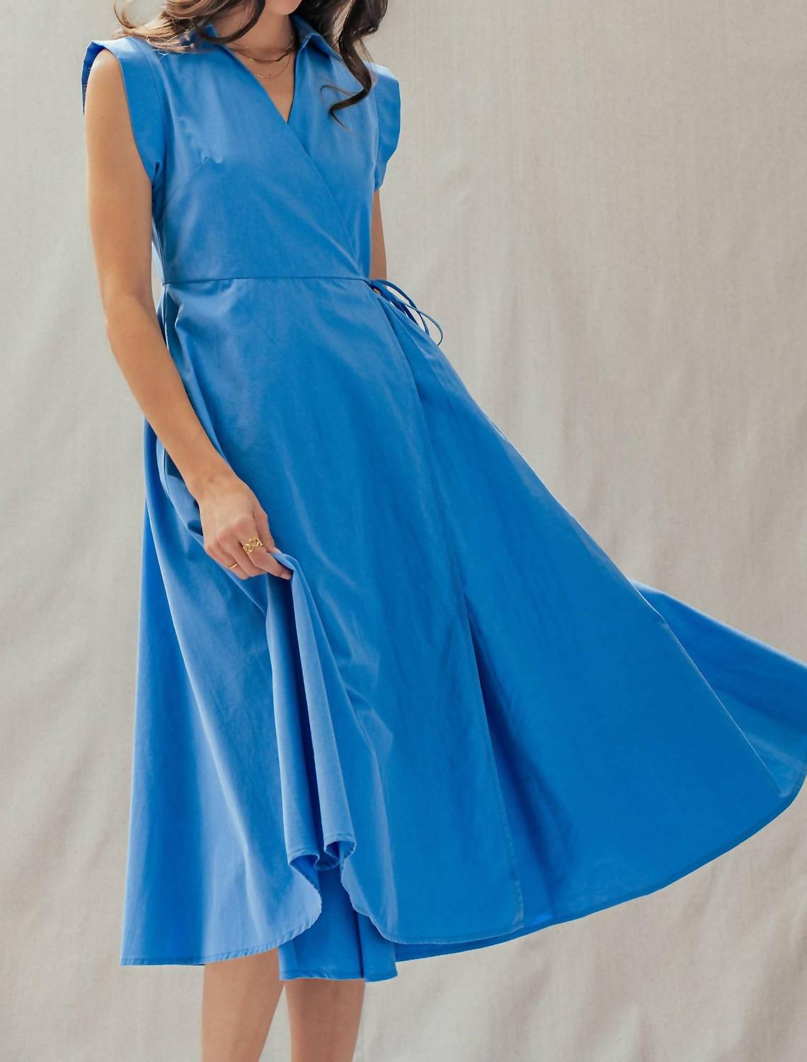 Urban Daizy - Collared Cap Sleeve Wrap Midi Dress