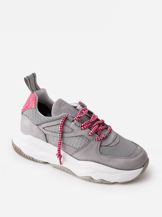 P448 - Women's Luke Sneaker