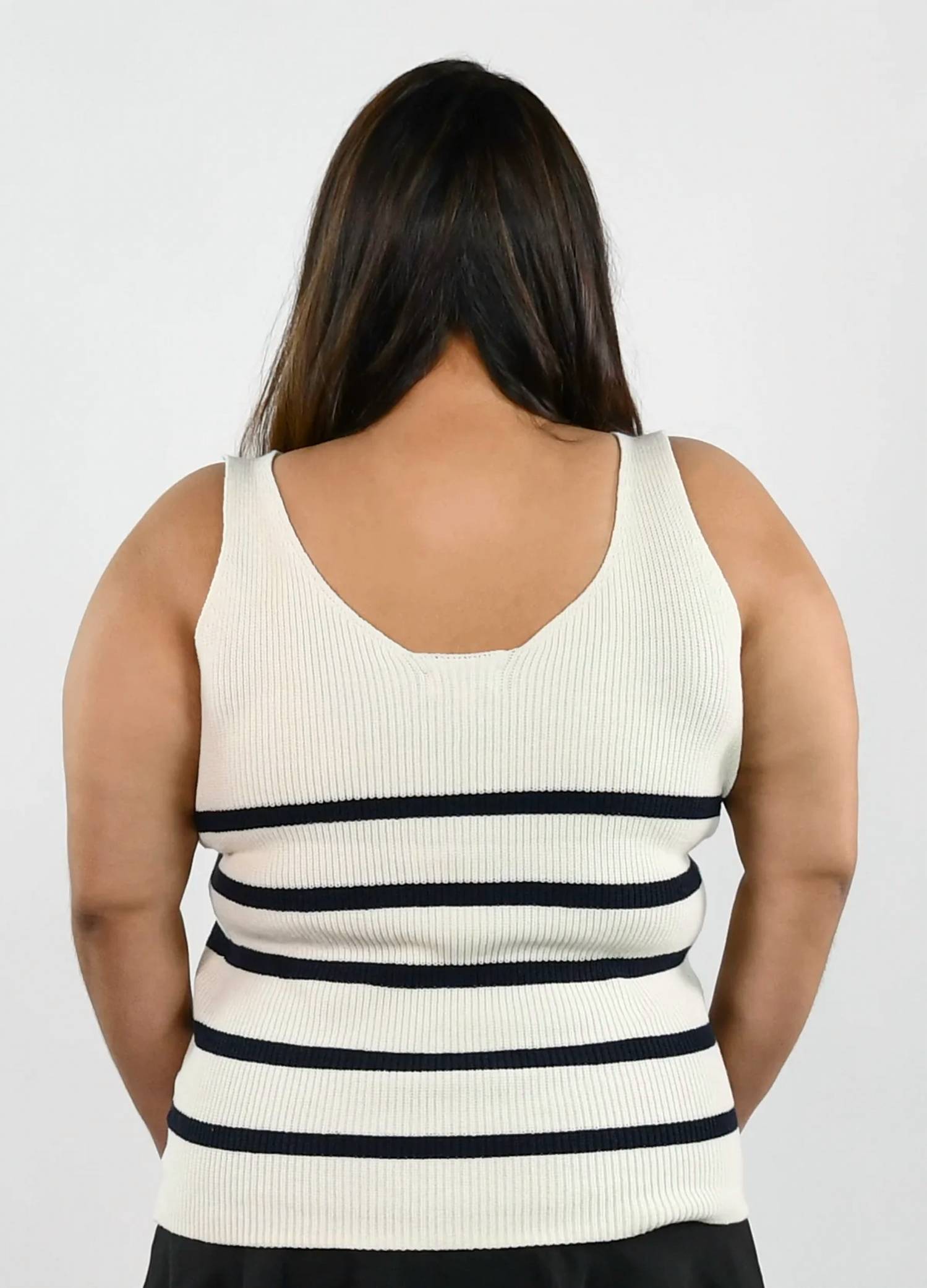 Andree By Unit - Stripe V-neck Sleeveless Top - Plus