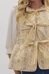 Entro - Quilted Peplum Vest With Front Ties