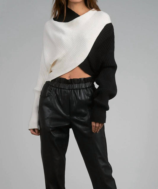 Elan - brooklyn criss cross sweater