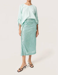 Soaked In Luxury - Catharina V-neck Blouse