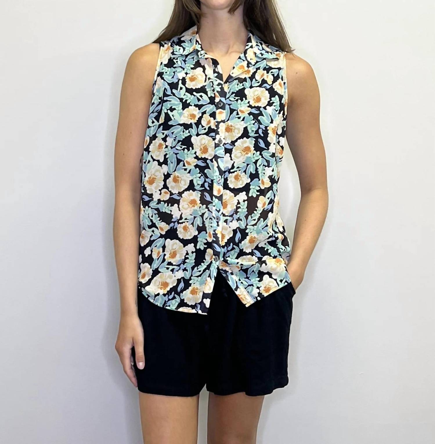 Papillon - Georgette Floral Collar Button Front Blouse