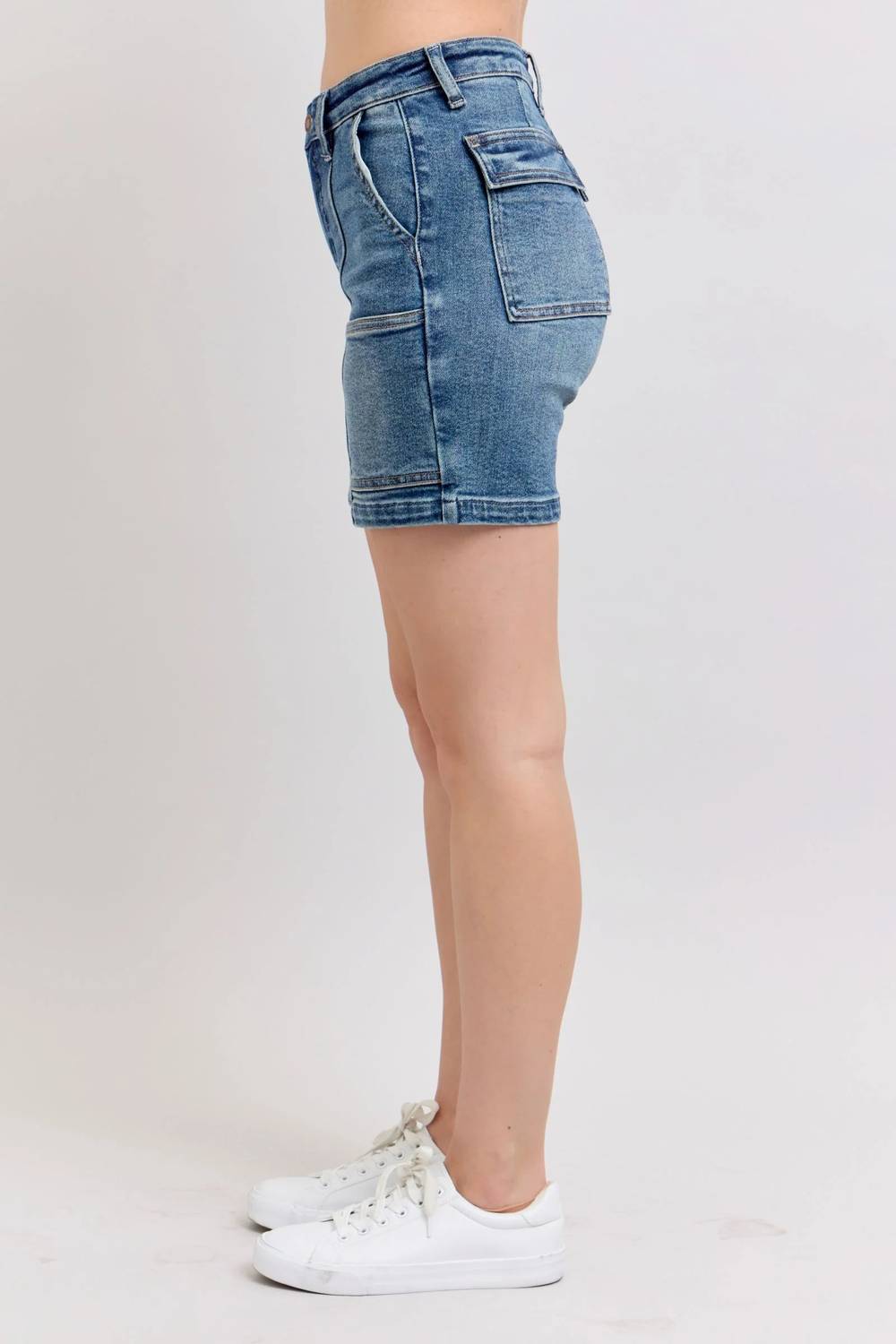 Judy Blue - Women's Jackie Utility Mid Shorts