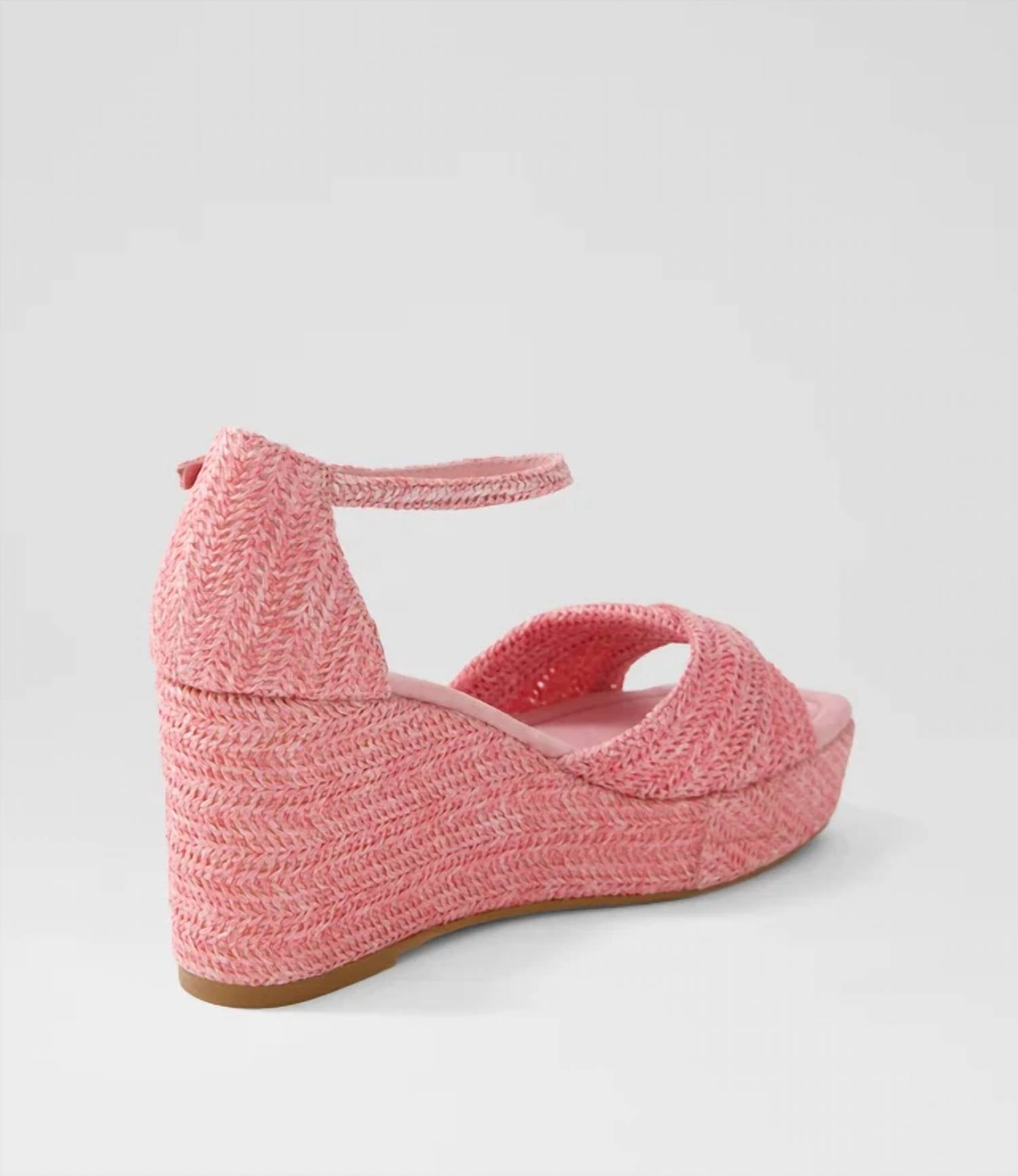 Django & Juliette - Women's Buckled Ankle Strap Wedge Sandals