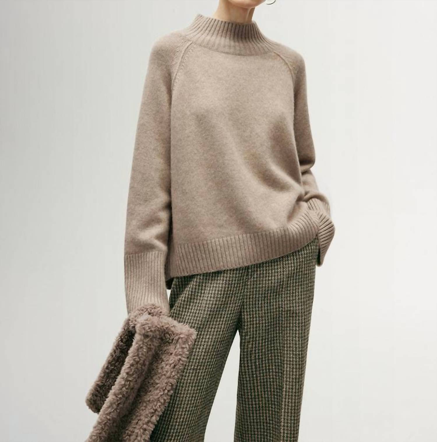 Meilleur Moment - Mock Neck Loose Fit Cashmere Sweater