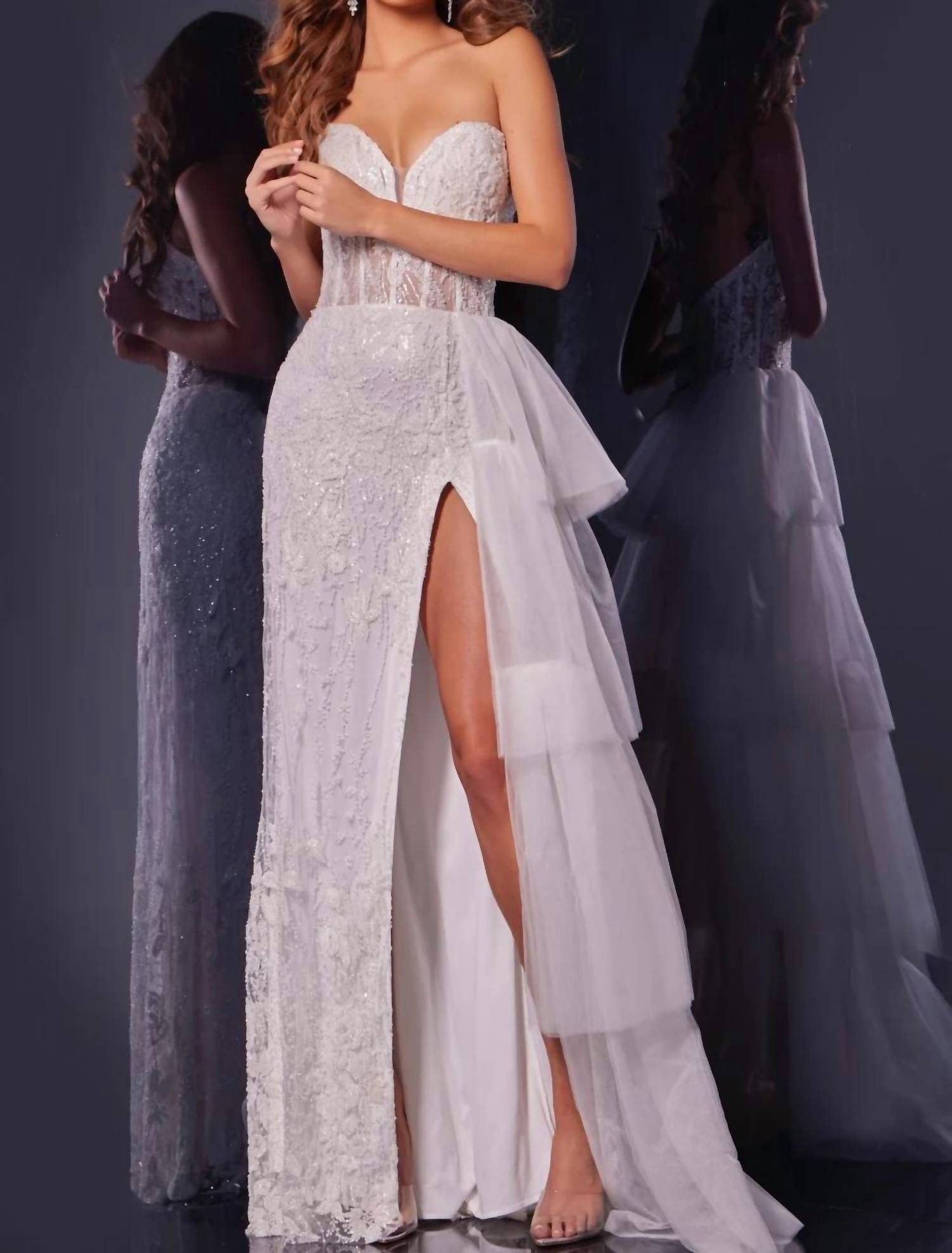 Jovani - Sweetheart Neckline Gown With Layered Tulle Skirt