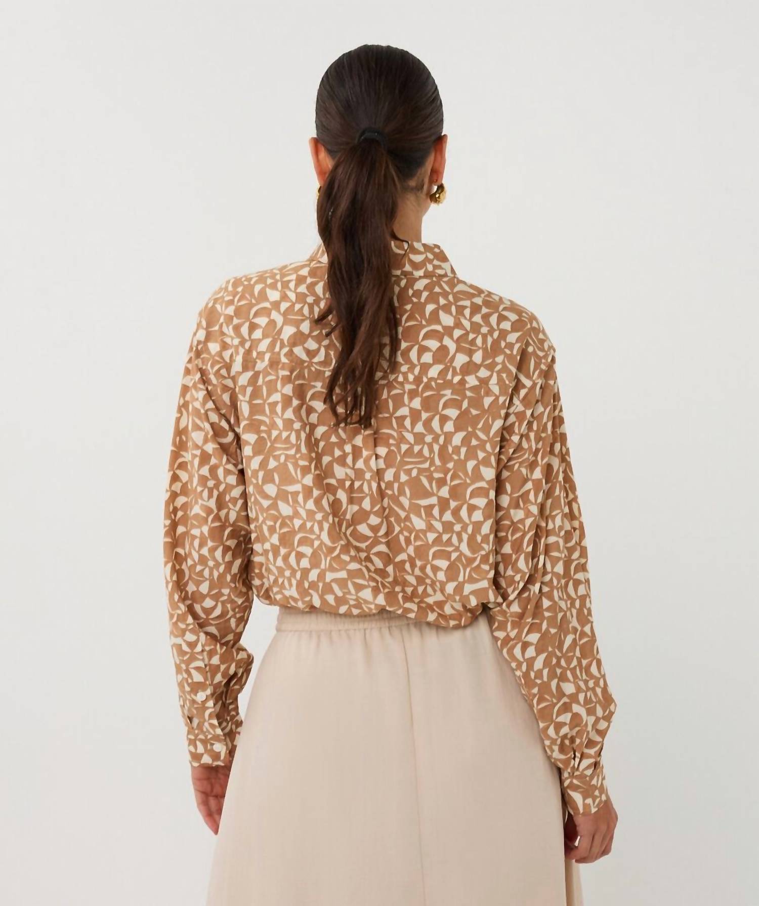 Esqualo - Abstract Print Button Down Blouse