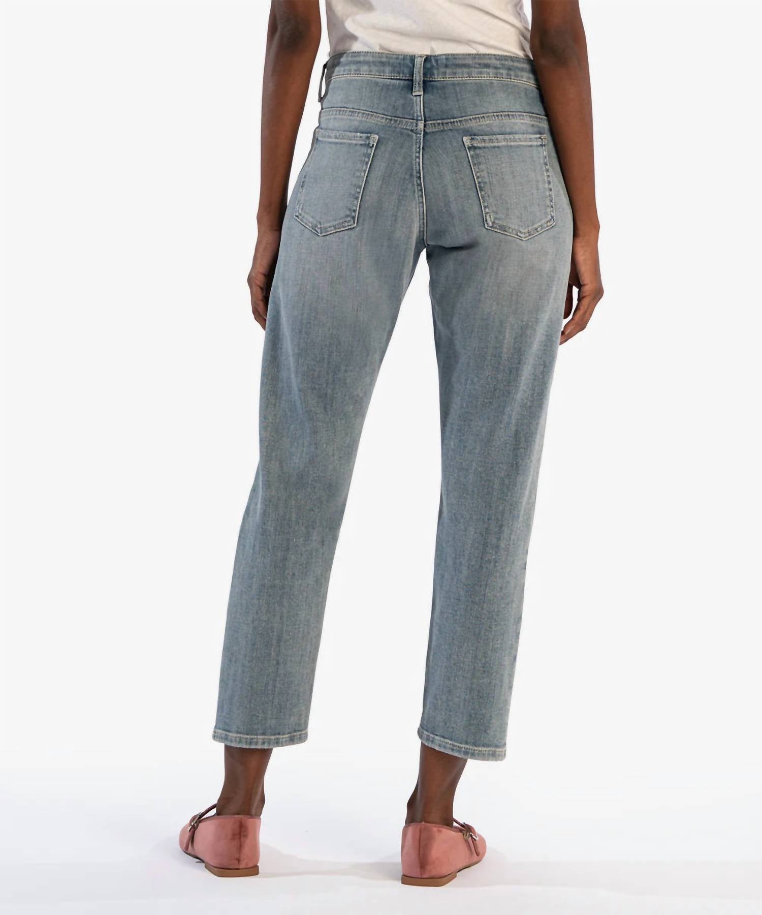 KUT FROM THE KLOTH Elizabeth Slouchy High Rise Boyfriend Jeans in conserved - women's jeans - detail view