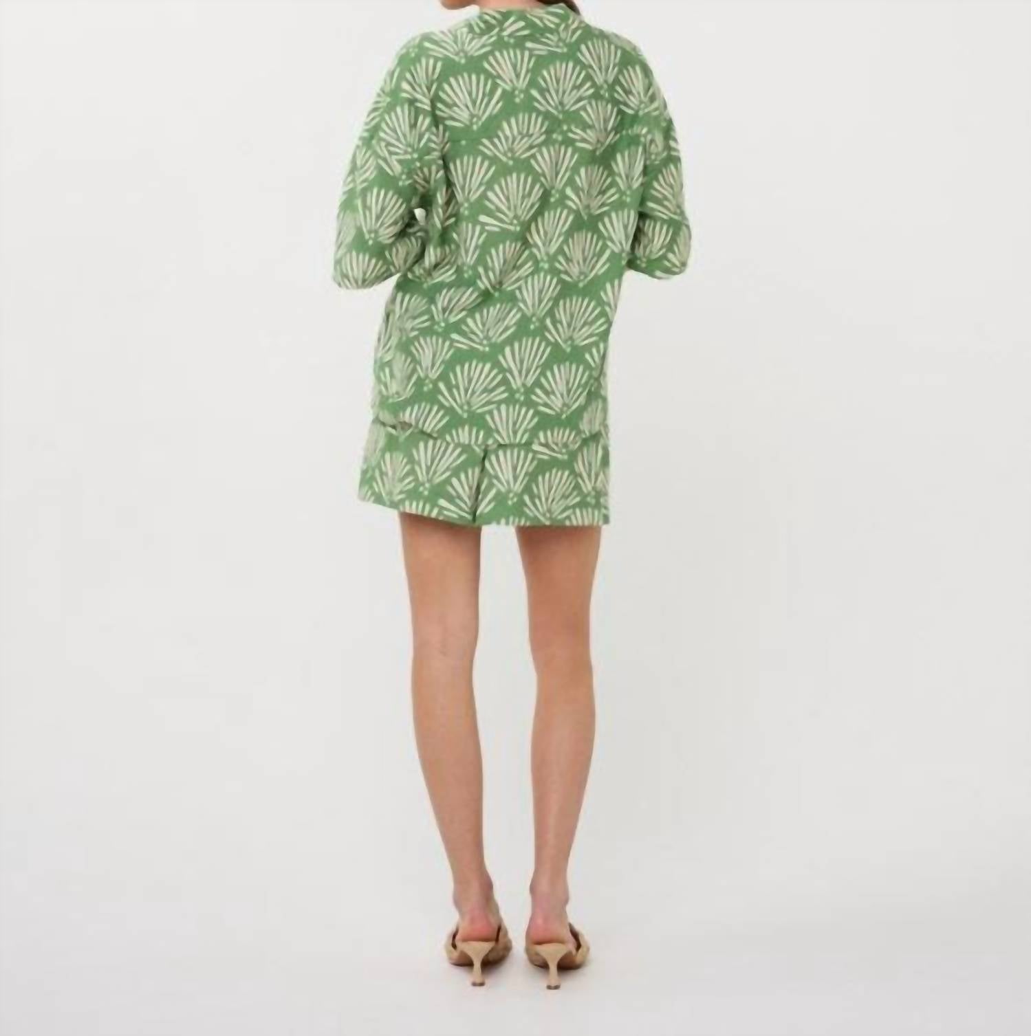Esqualo - Tropical Print Collared Blouse