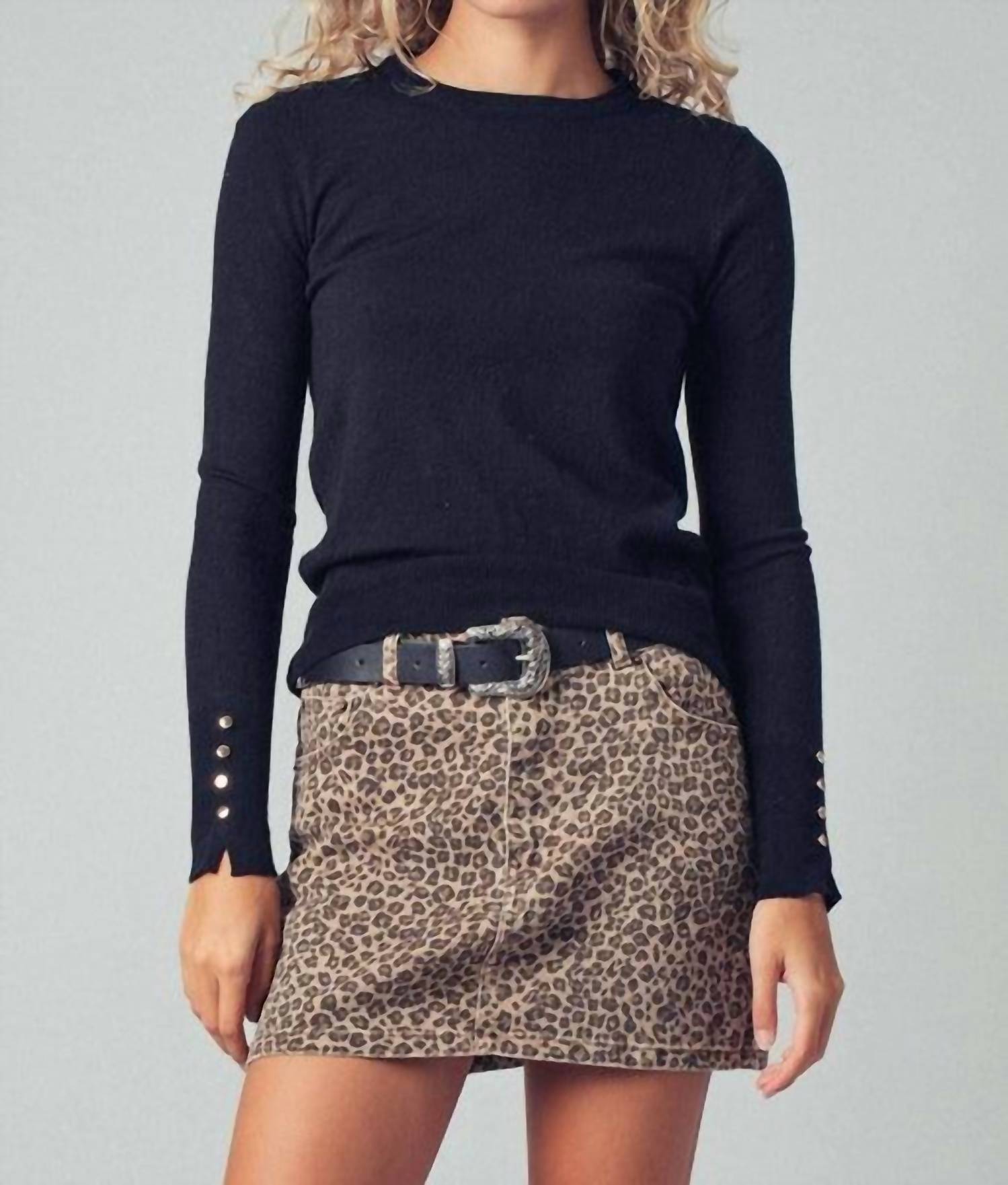 trend:notes Luxe Button-Cuff Fitted Knit Top in black - women's long sleeve top