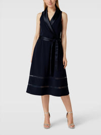 Adrianna Papell - Cocktail Dress With Waist Belt