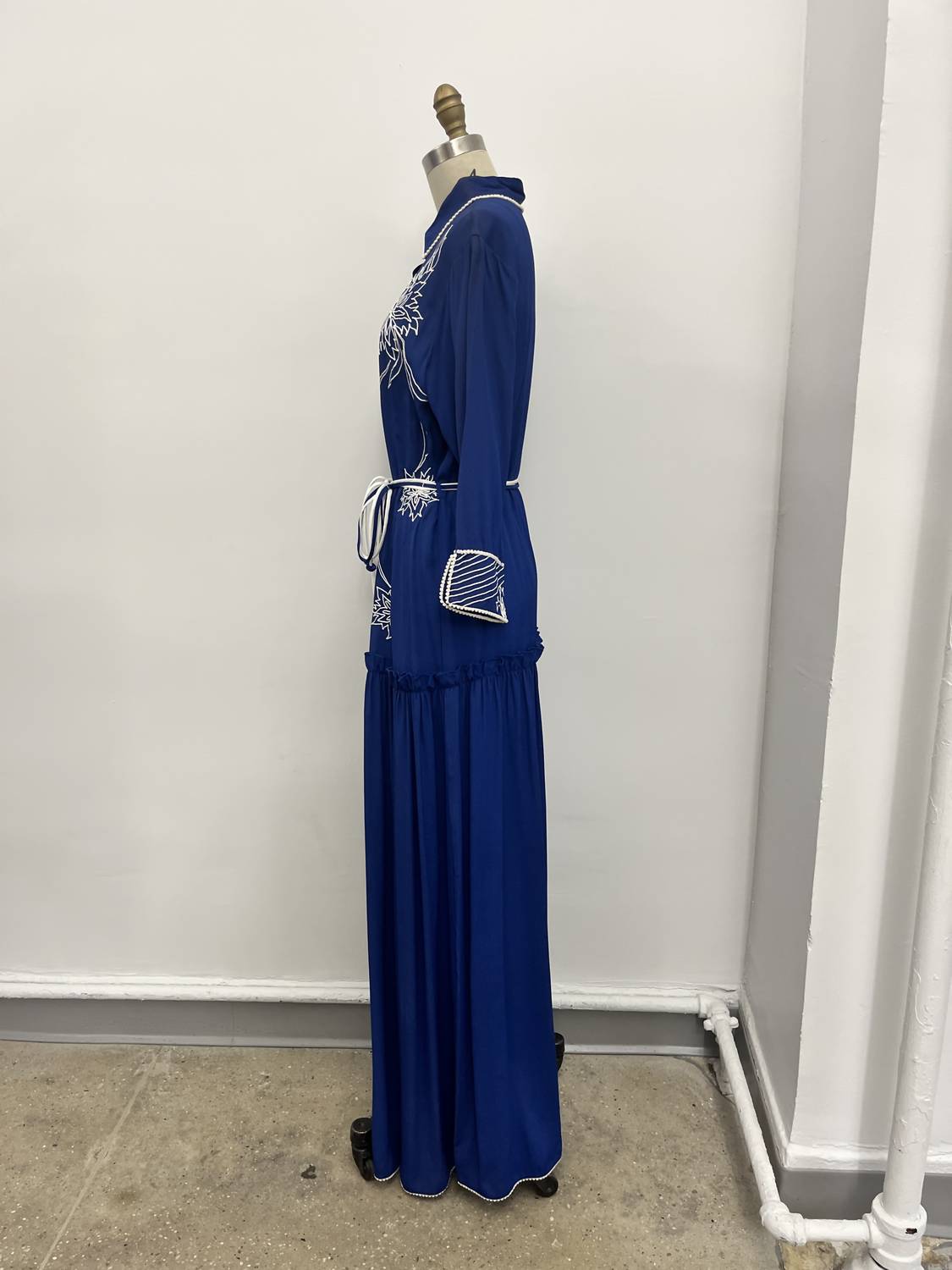 Stree - Embroidered Maxi Dress