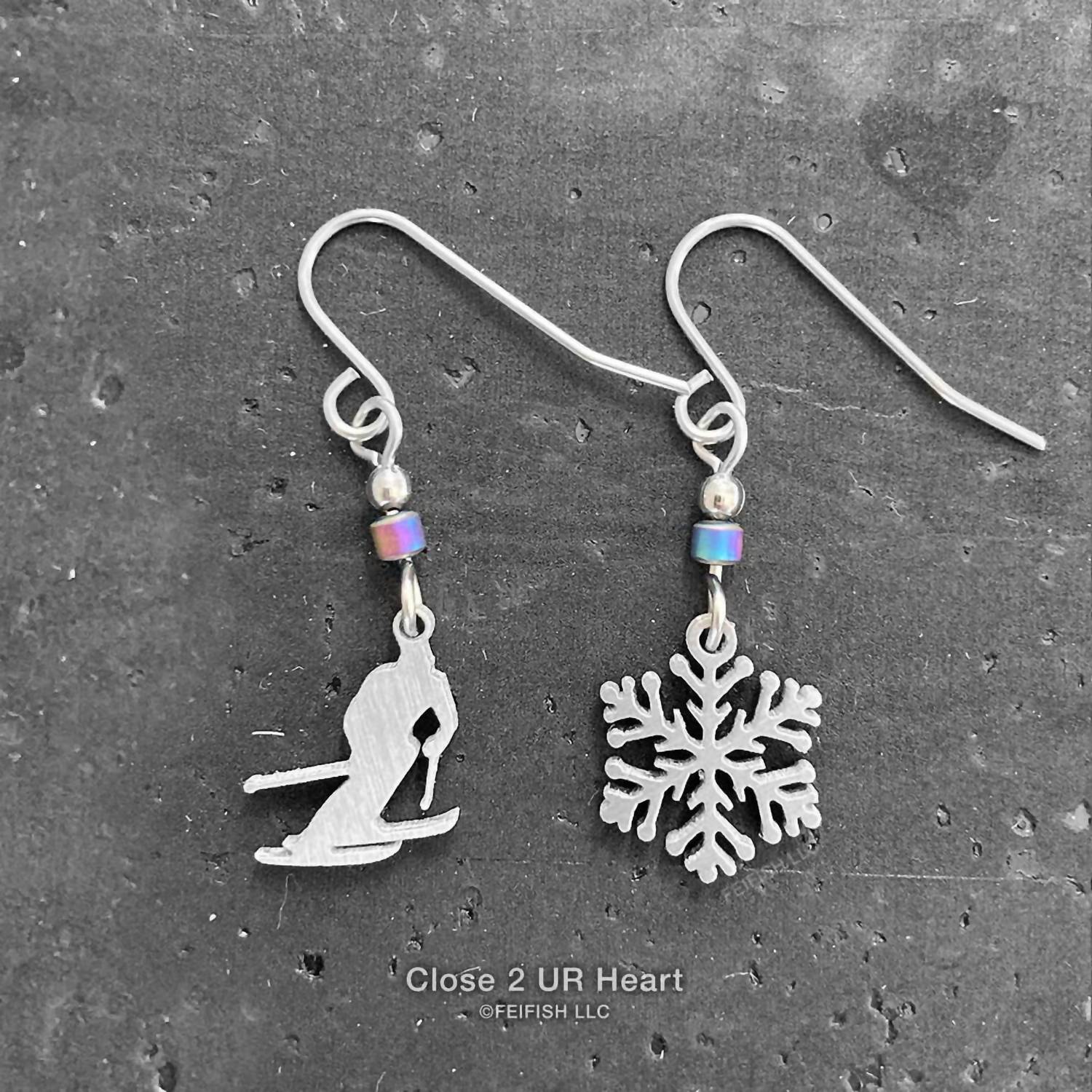Close 2 Ur Heart - Women's Skier And Snowflake Earrings