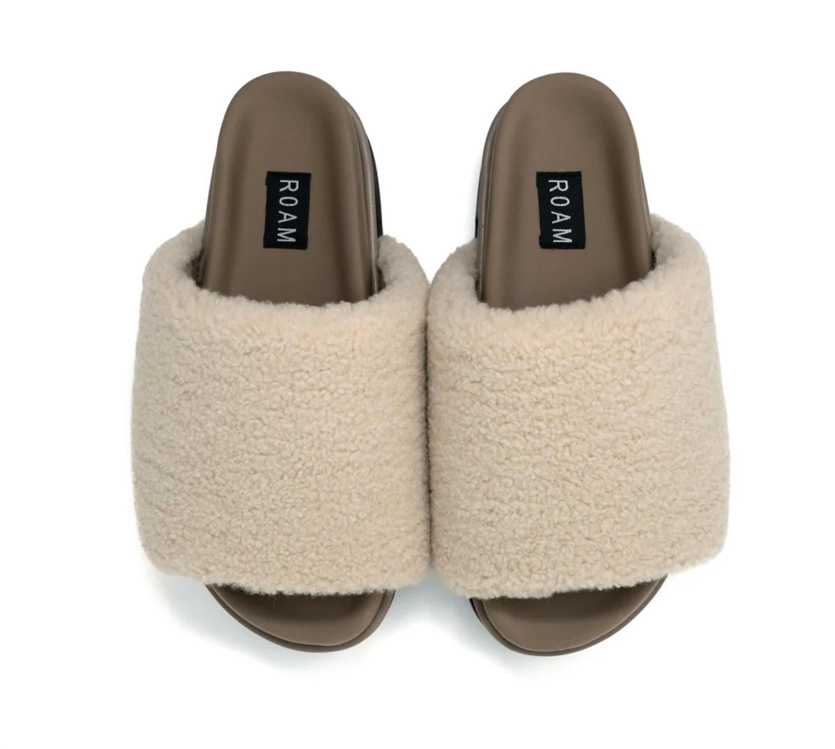 Roam - Women's Fuzzy Platform