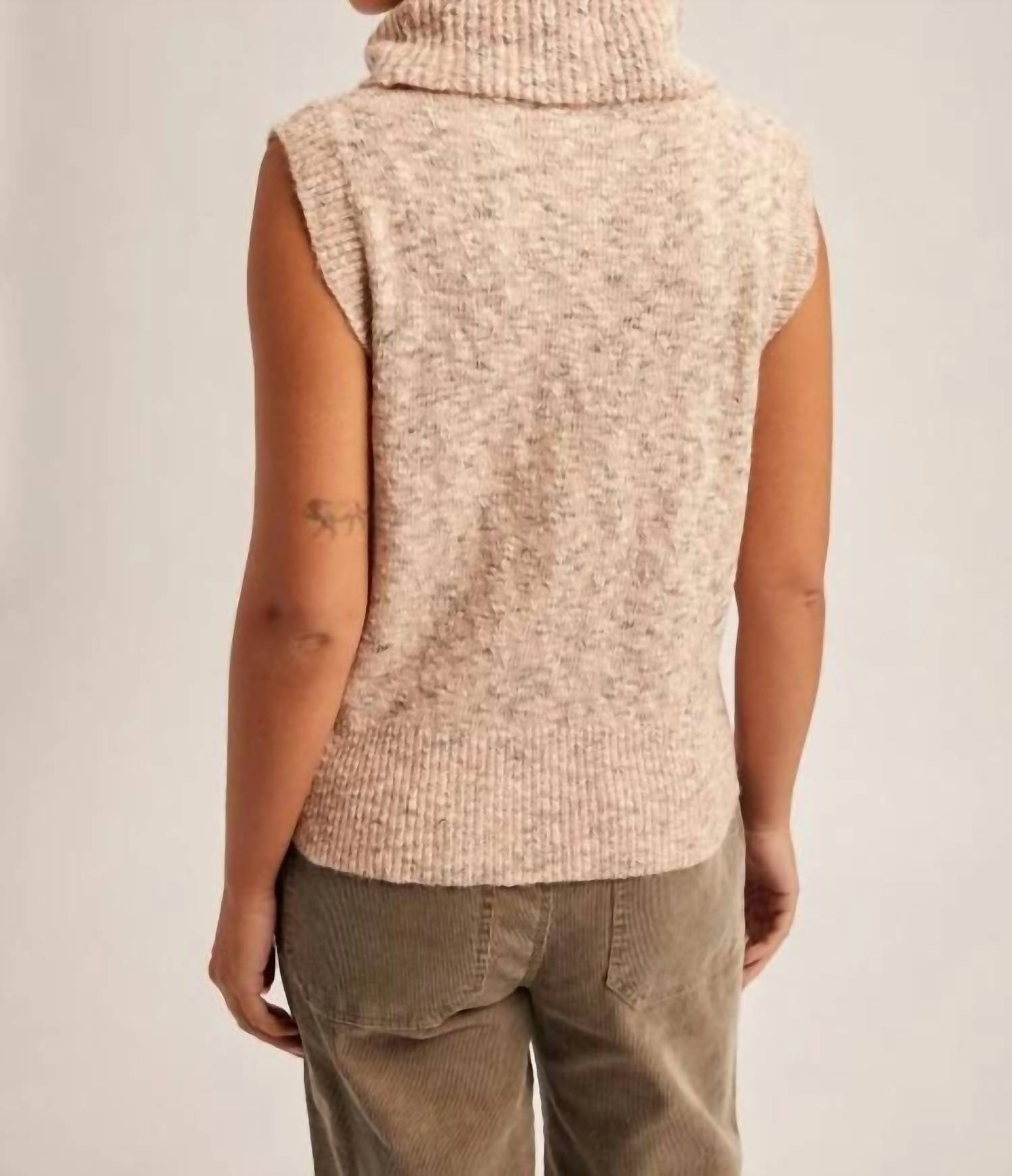 Hem & Thread - Two Tone Sweater Vest