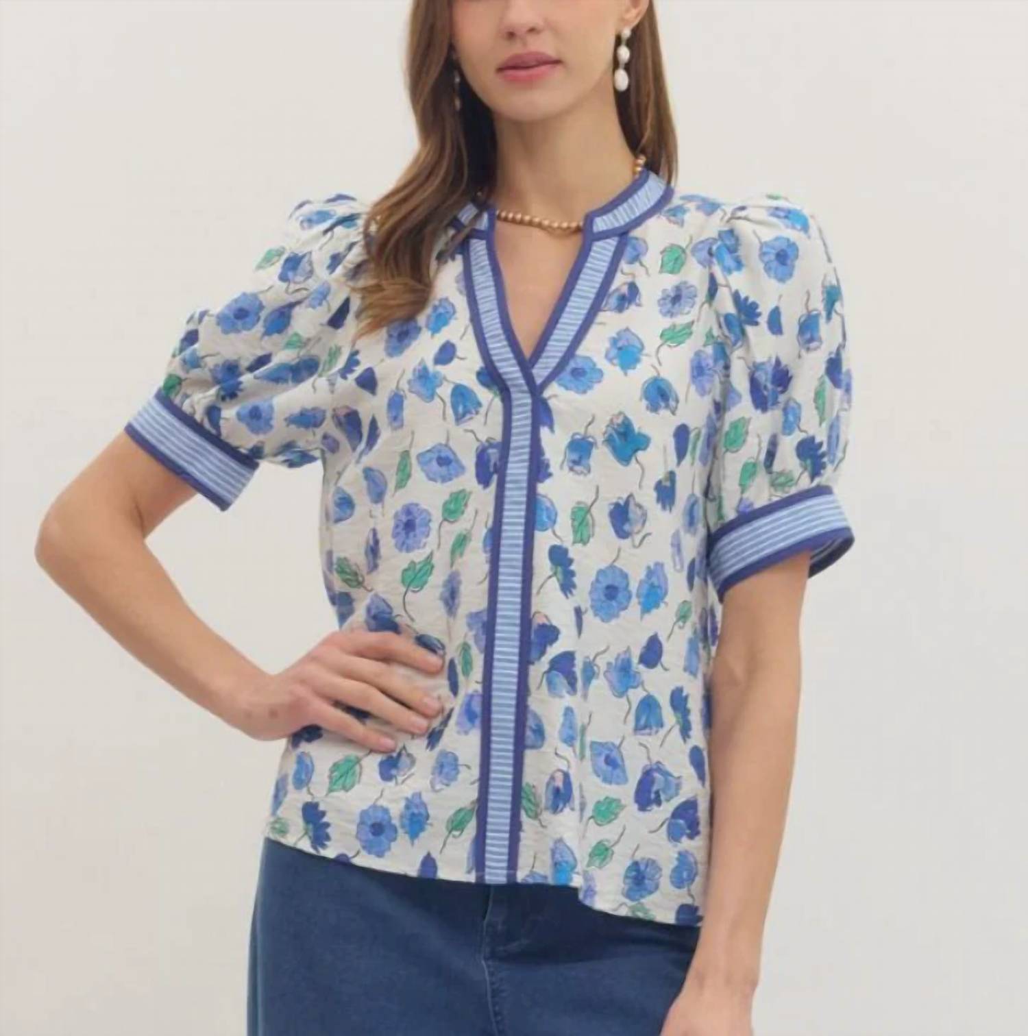 Entro - Floral V Neck Blouse