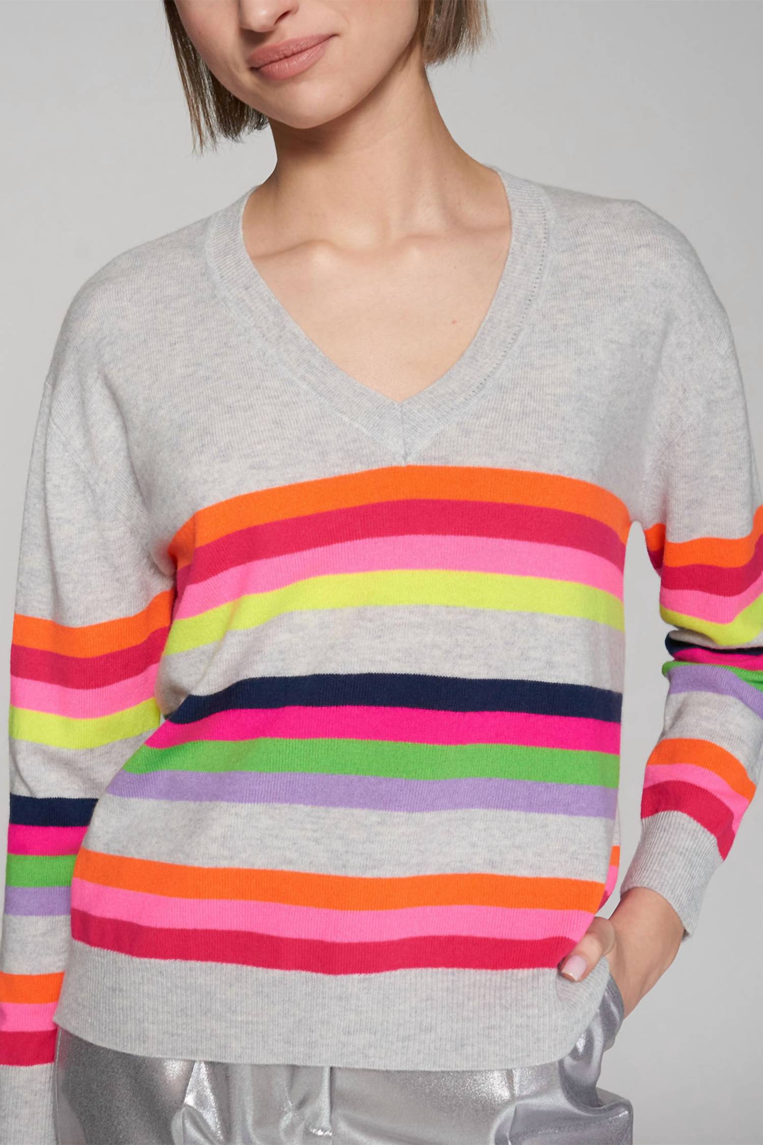 Vilagallo - V-neck Pullover Striped Sweater