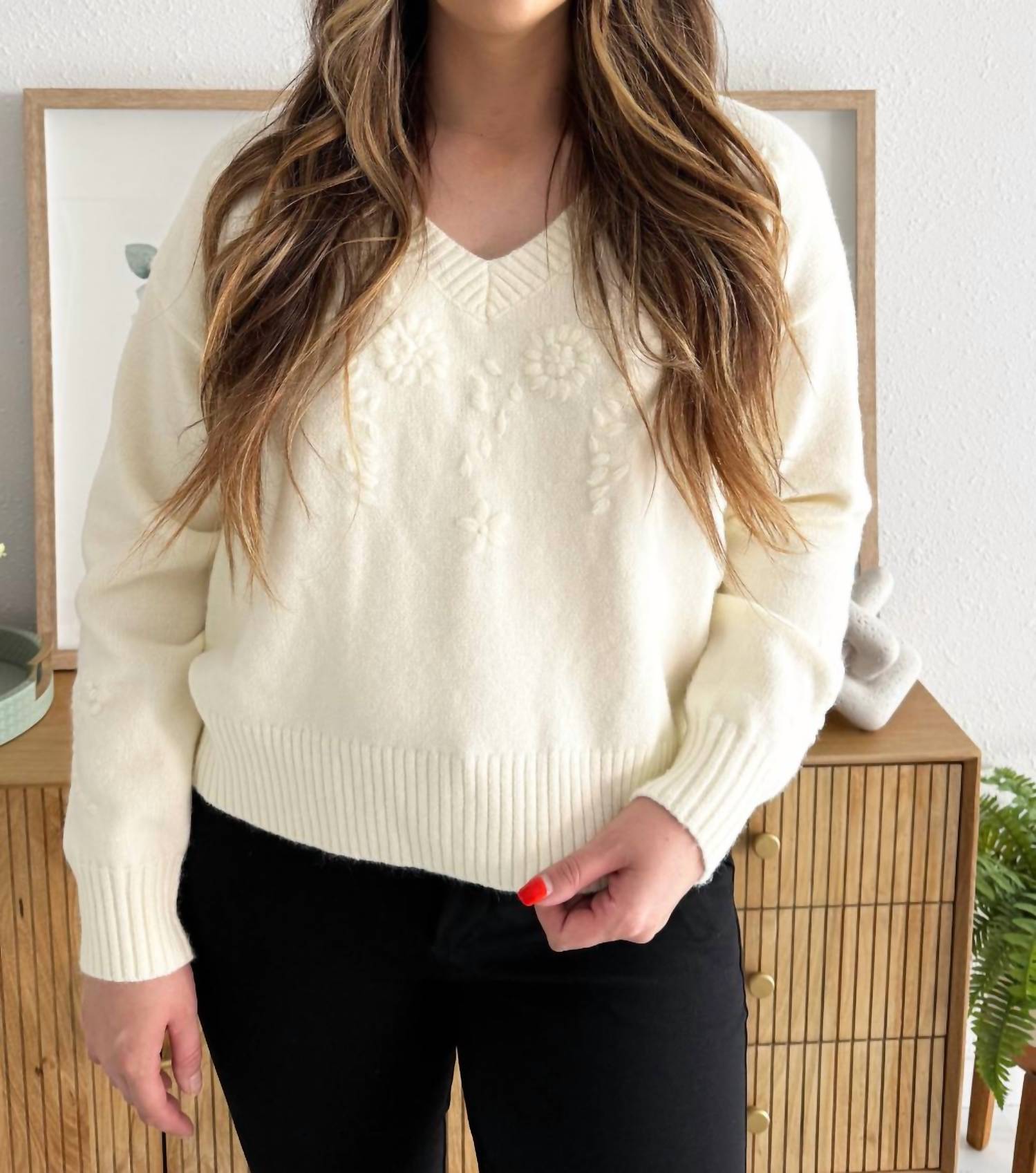 PINCH V-neck Flower Embrordery Sweater in ivory - women's sweater