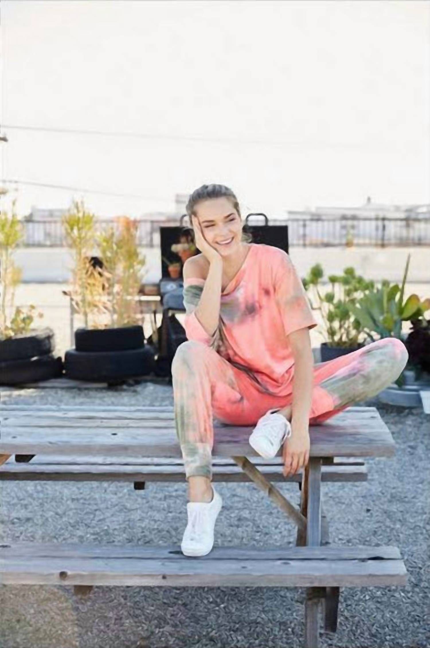 Ellis - Riki Tie Dye Jogger Set