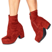 WOMEN'S TACE BOOTS