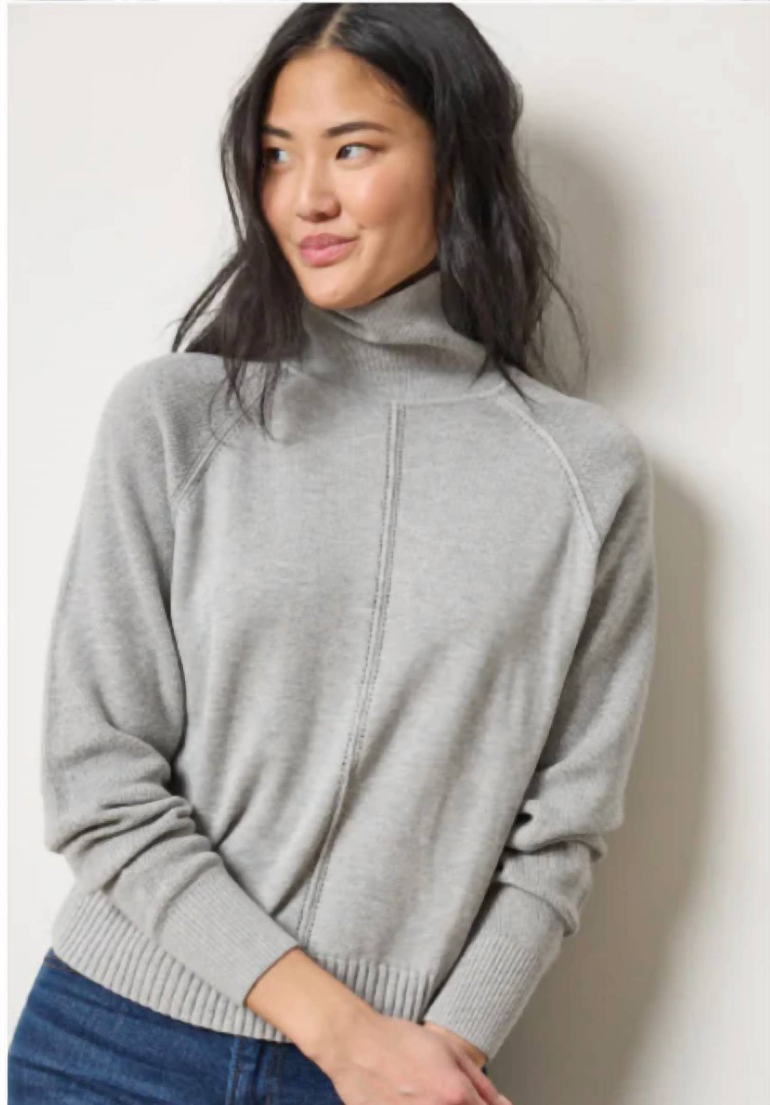 Lilla P - Relaxed Turtleneck Sweater