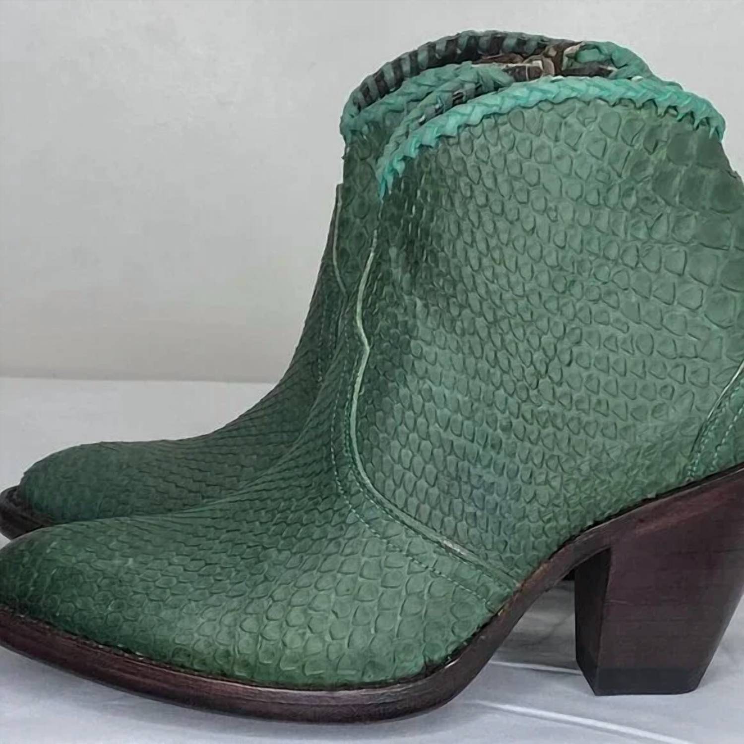 Allens Boots Women's Kyra Boots in green 1 - women's shoe - detail view