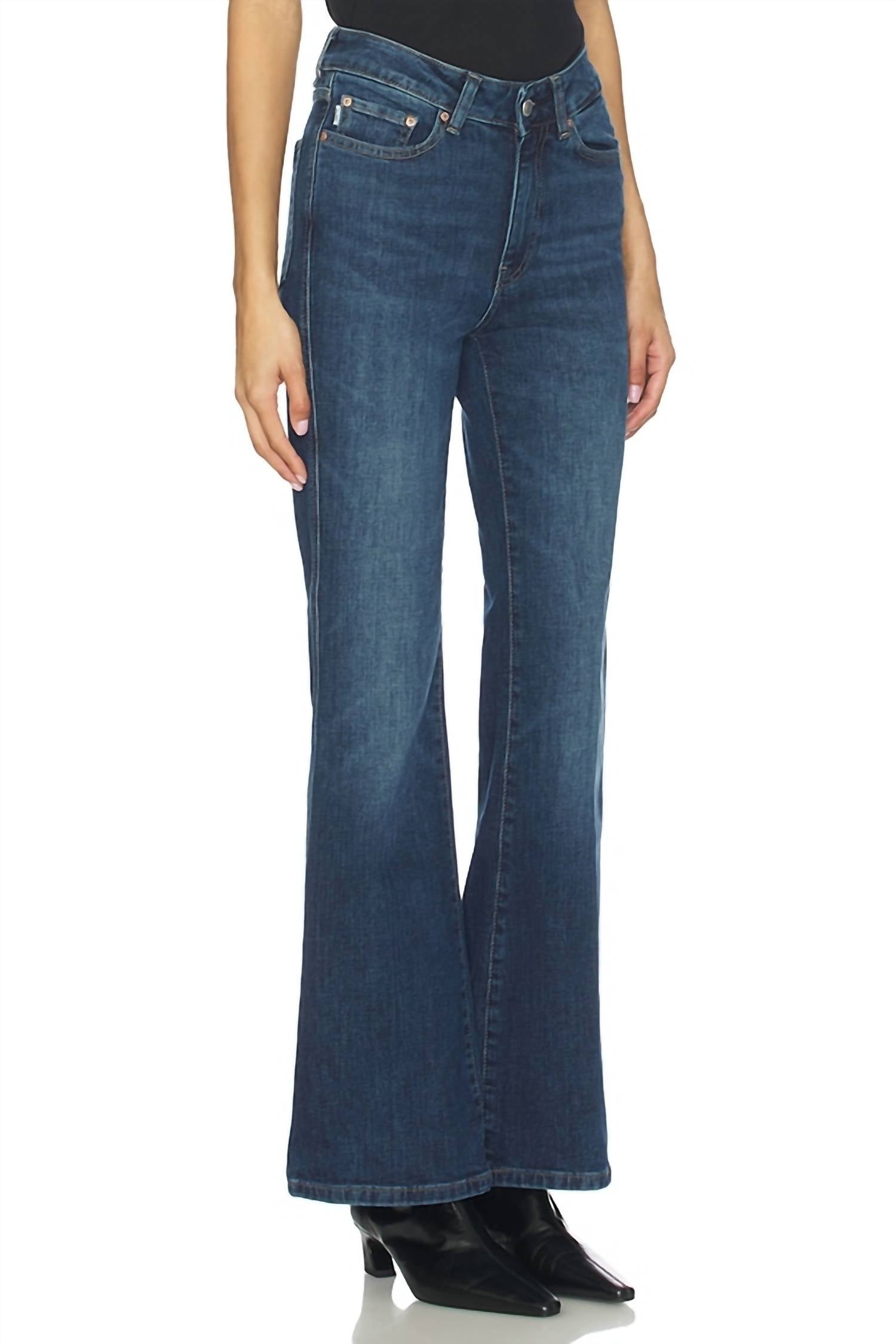 DL1961 - Women's Claira Contoured Instasculpt Straight Bootcut Jeans in blue - women's jeans - detail view