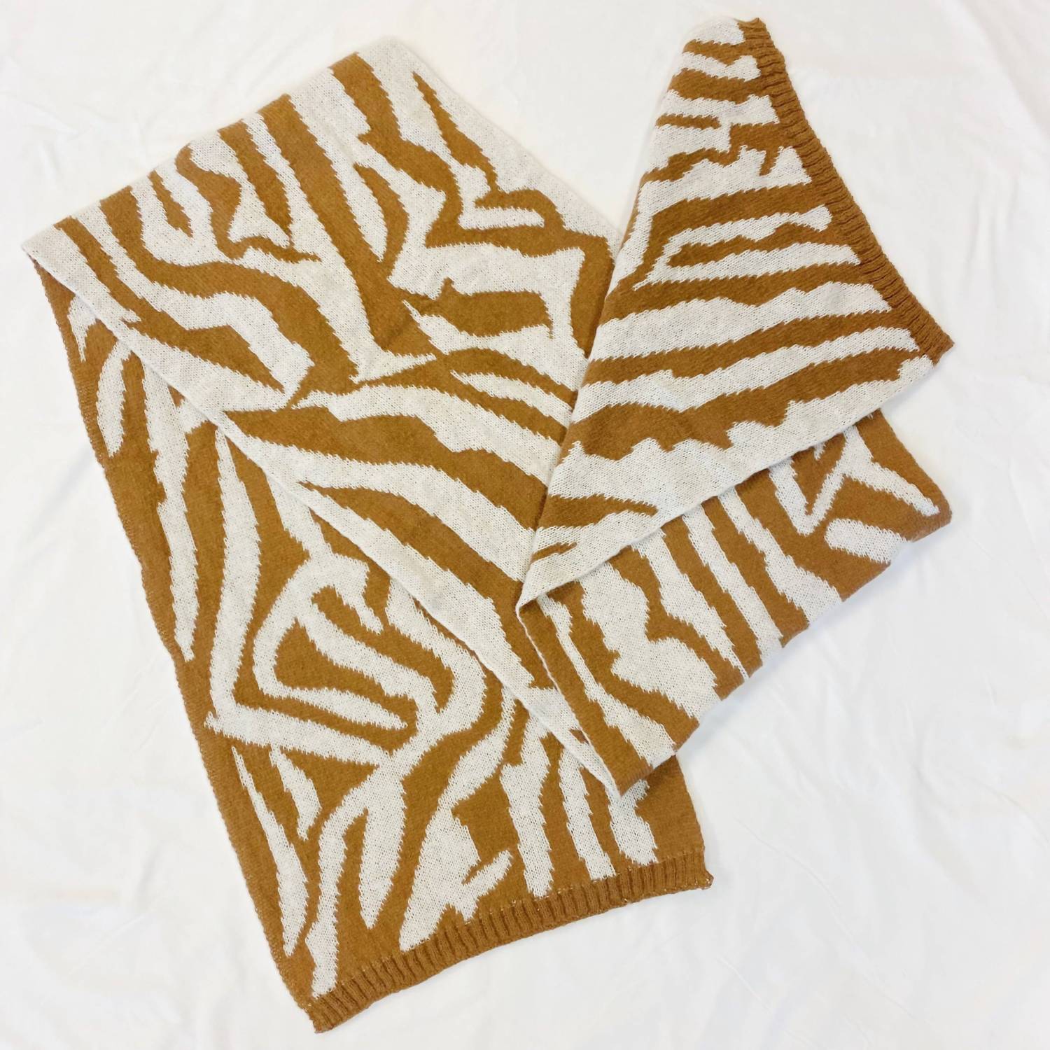 Ellison+Young - Women's Zebra Cozy Knit Reversible Scarf