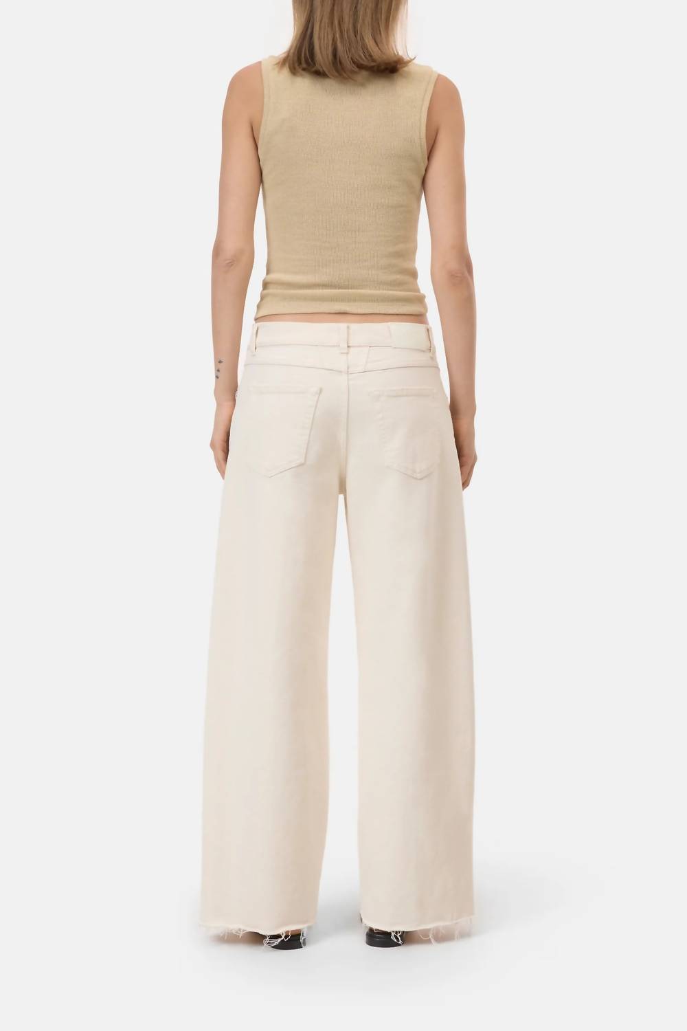 CLOSED Jayla Jeans in ivory - women's jeans - detail view