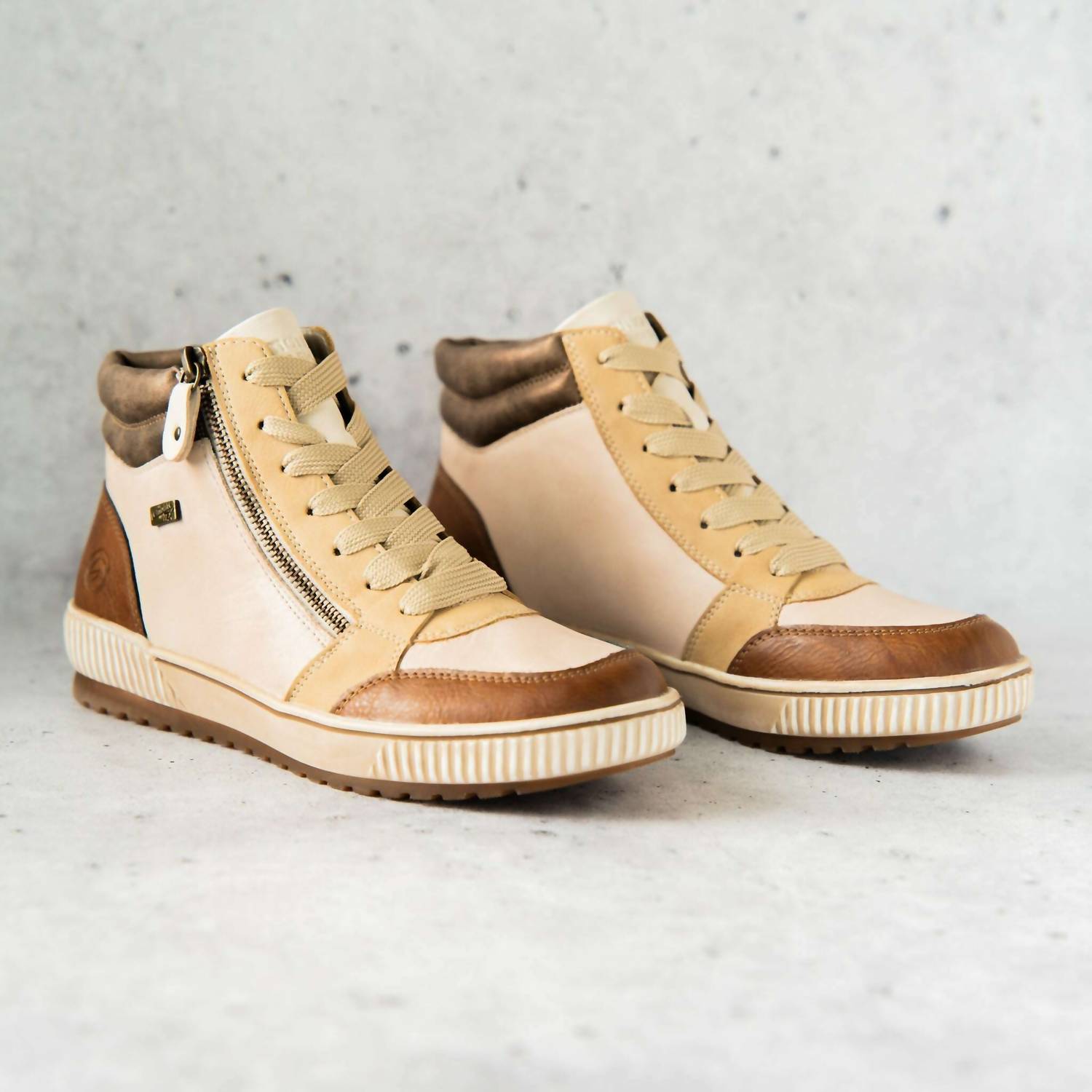 Remonte - Women's D0778-60 High Top Sneaker