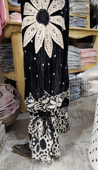 A Rare Bird - Women's Crochet Flowers And Velvet Pantaloons