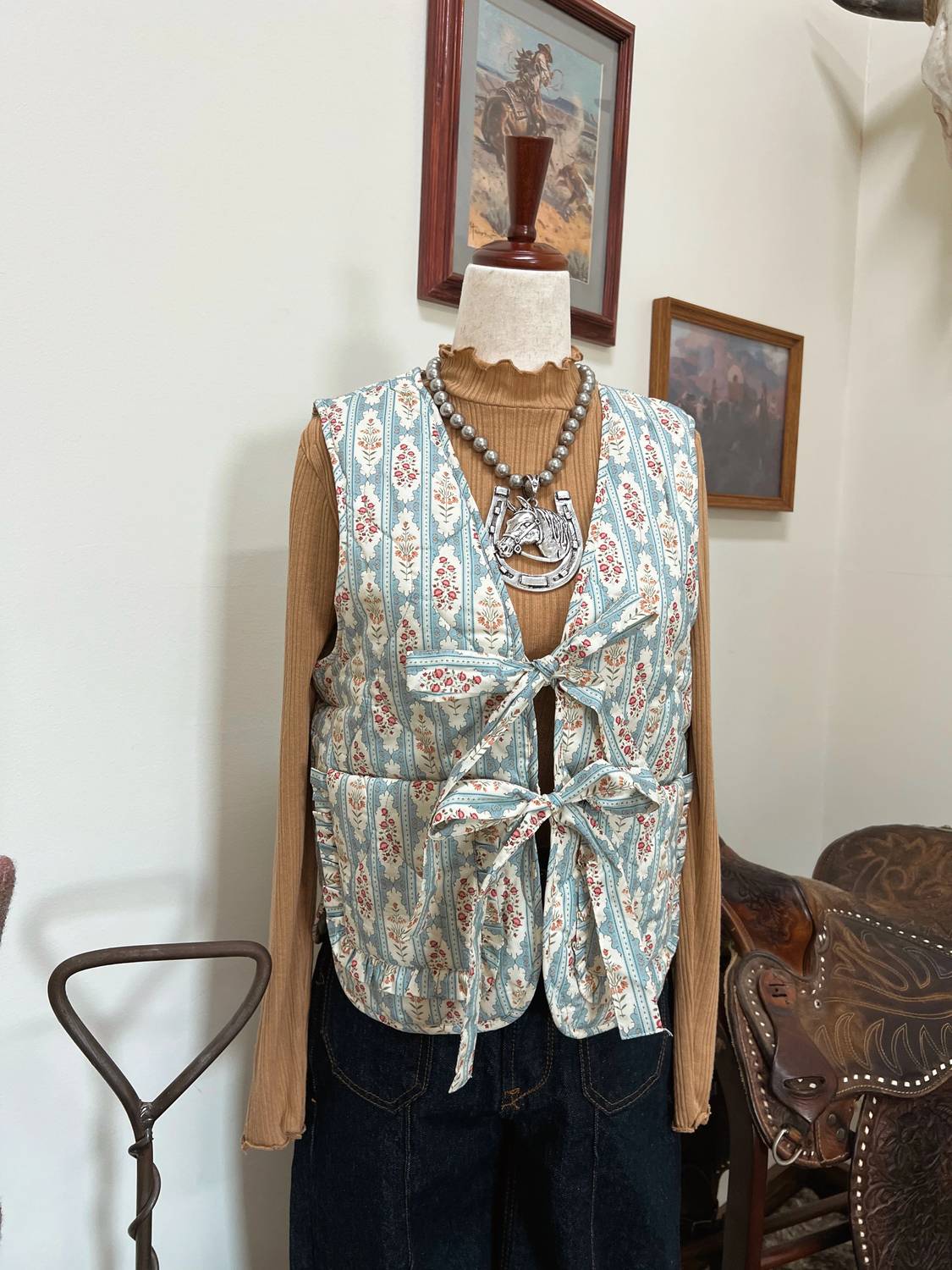 So Me - Women's Wallpaper Quilted Vest