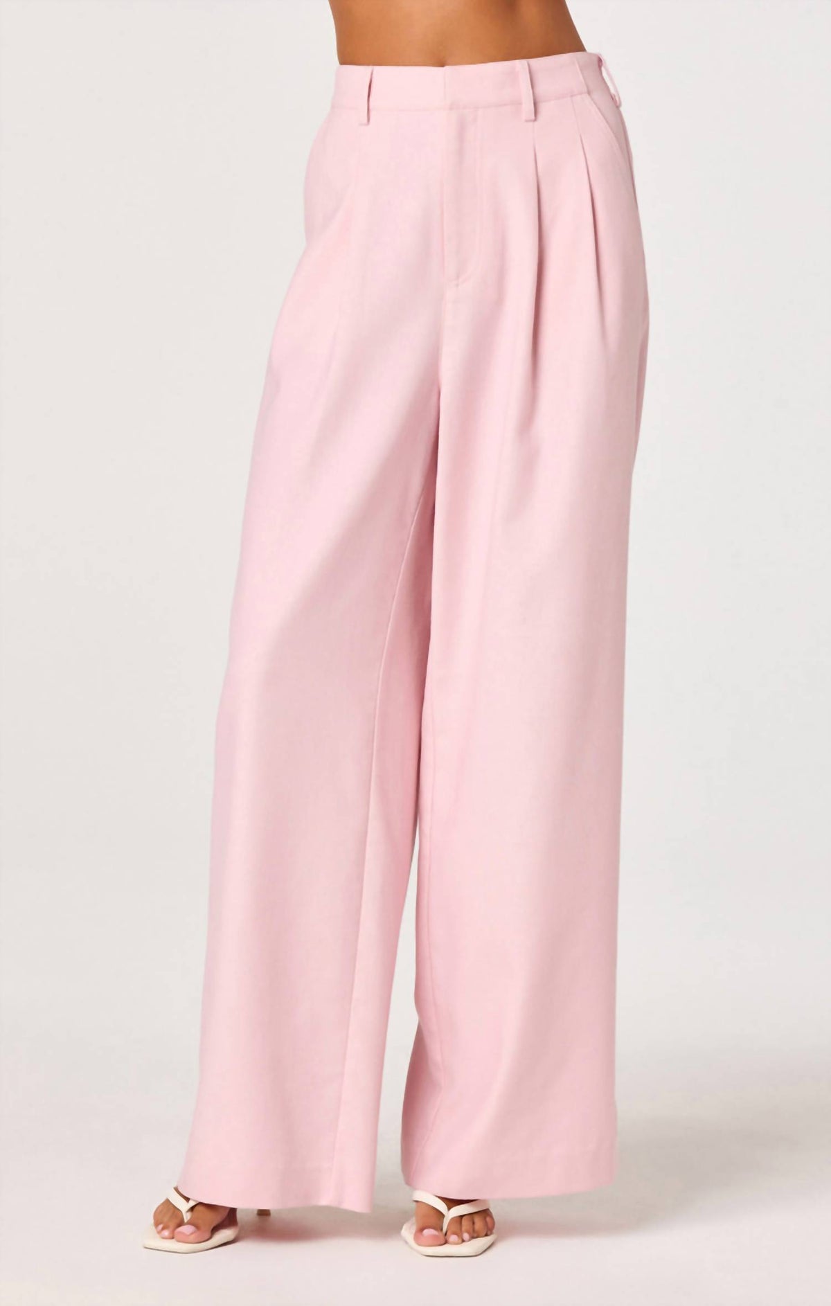 Astr - Neha Pant