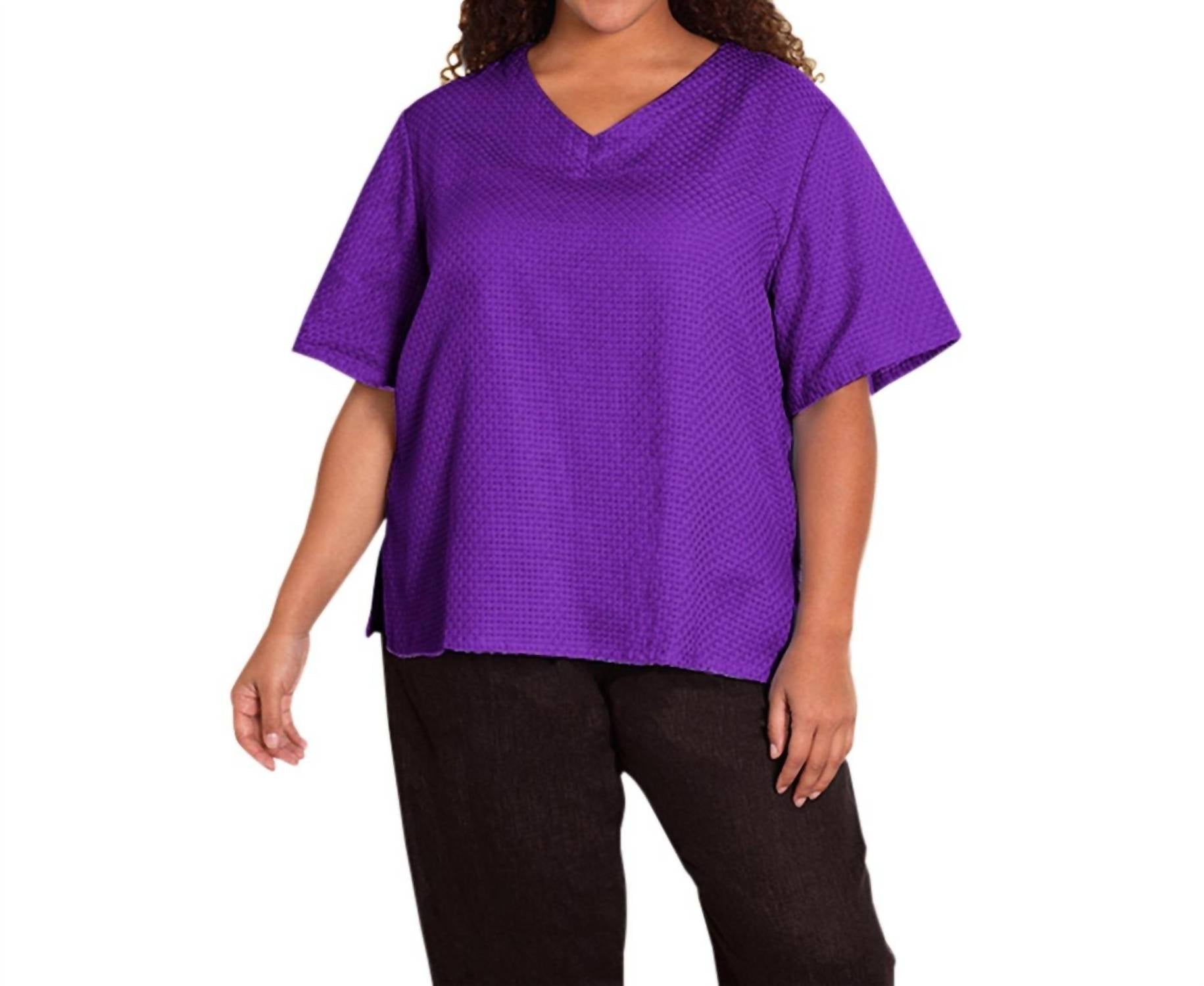 On The Plus Side - Ameli Cotton Short Sleeve V-Neck Top - Plus