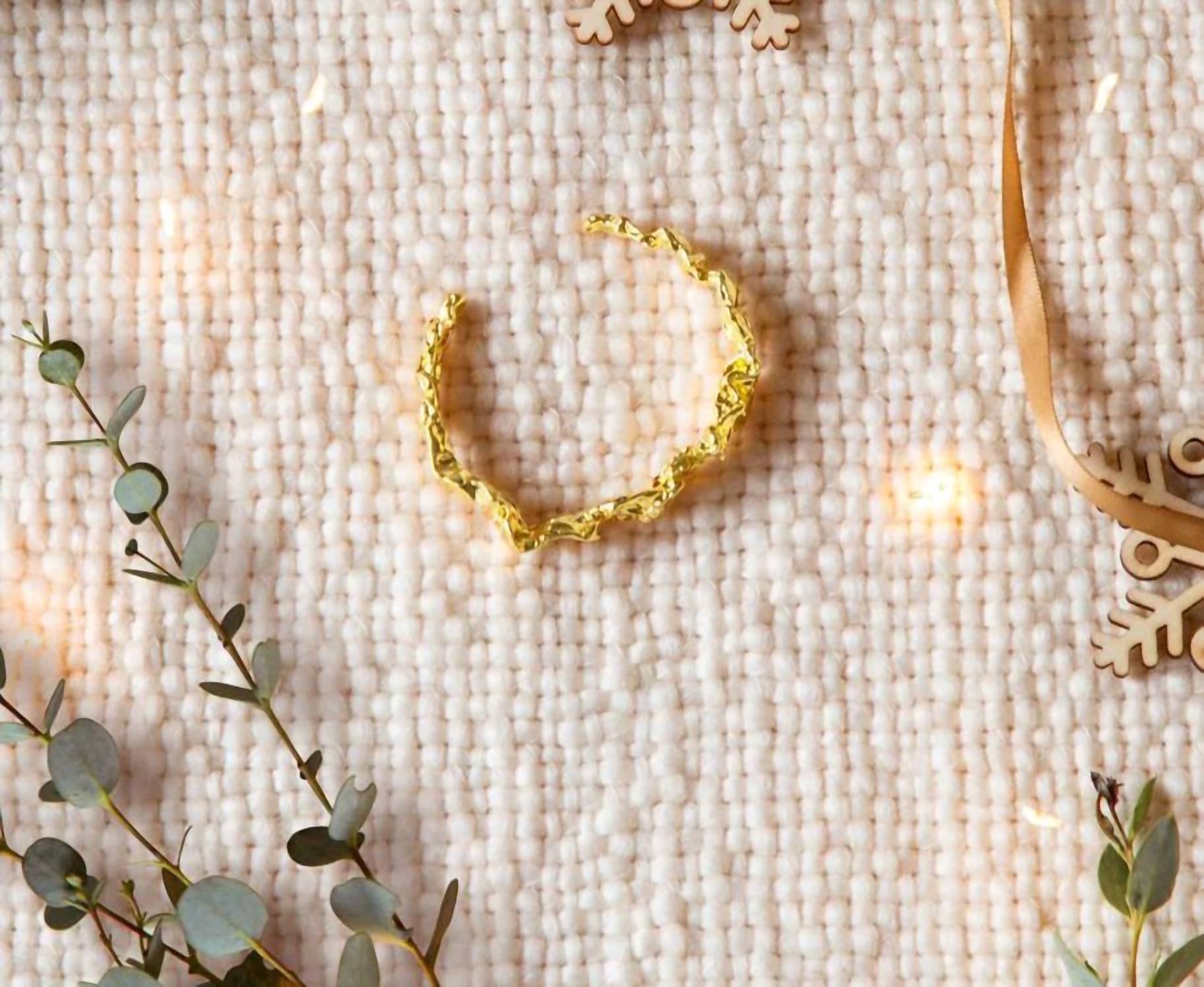 Amber Sceats - Emery Cuff