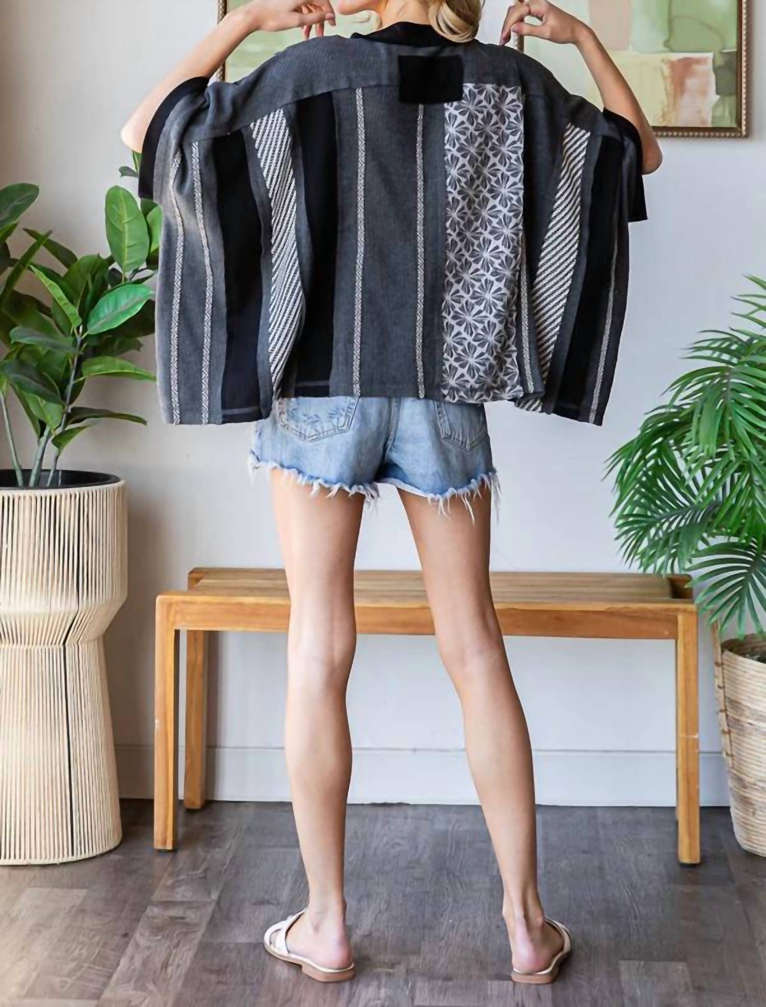 Oli & Hali - Overszied Striped Shirt
