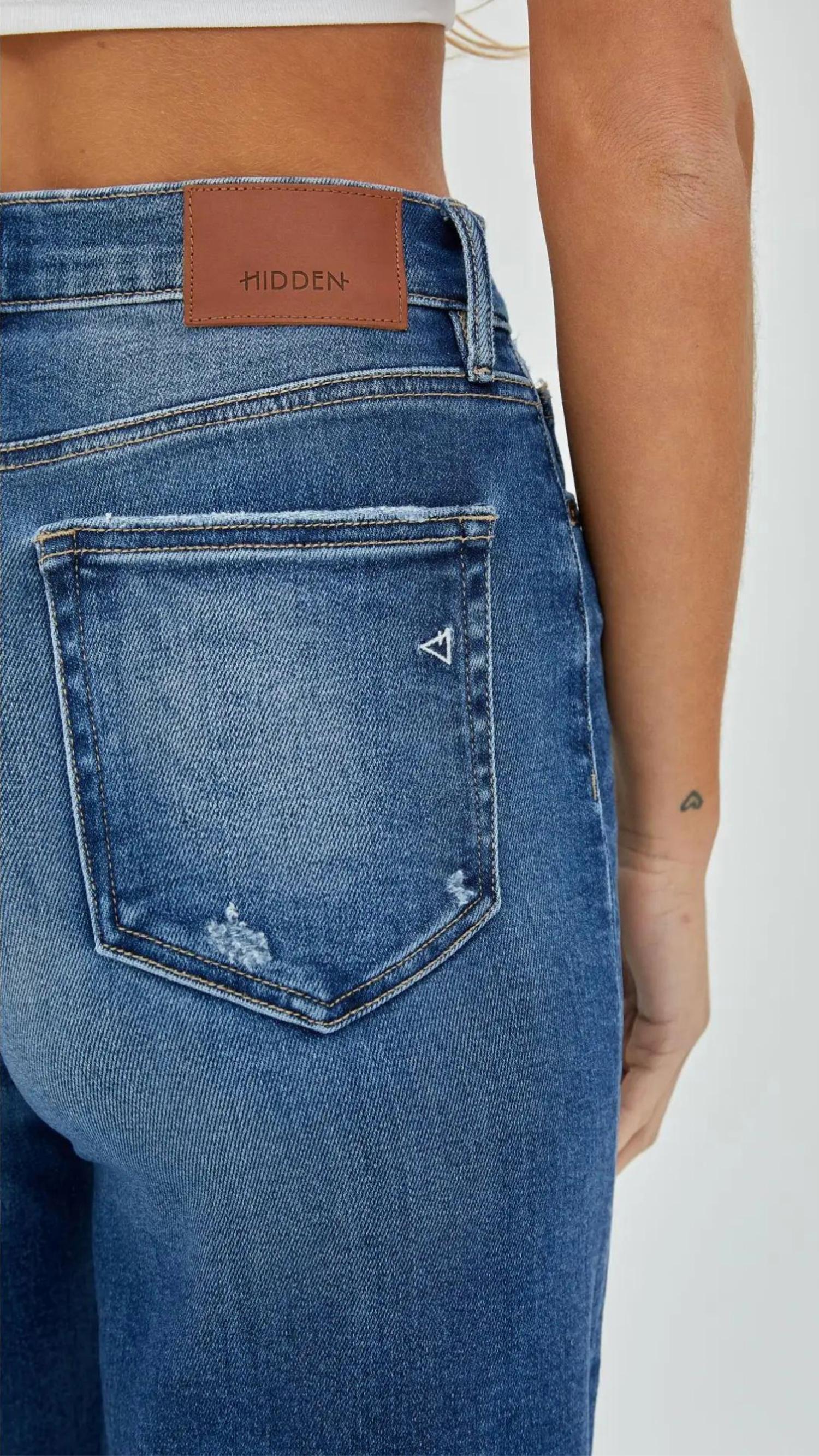 Hidden - Logan Grinded Stretch Dad Jeans
