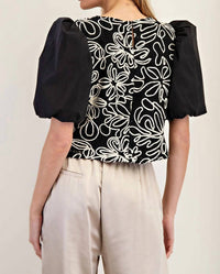 Ee:Some - Embroidered Puff Sleeves Top