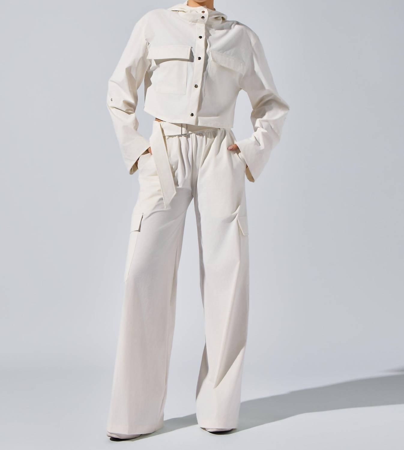HEROINE SPORT Ava Cropped Jacket in white - women's jacket