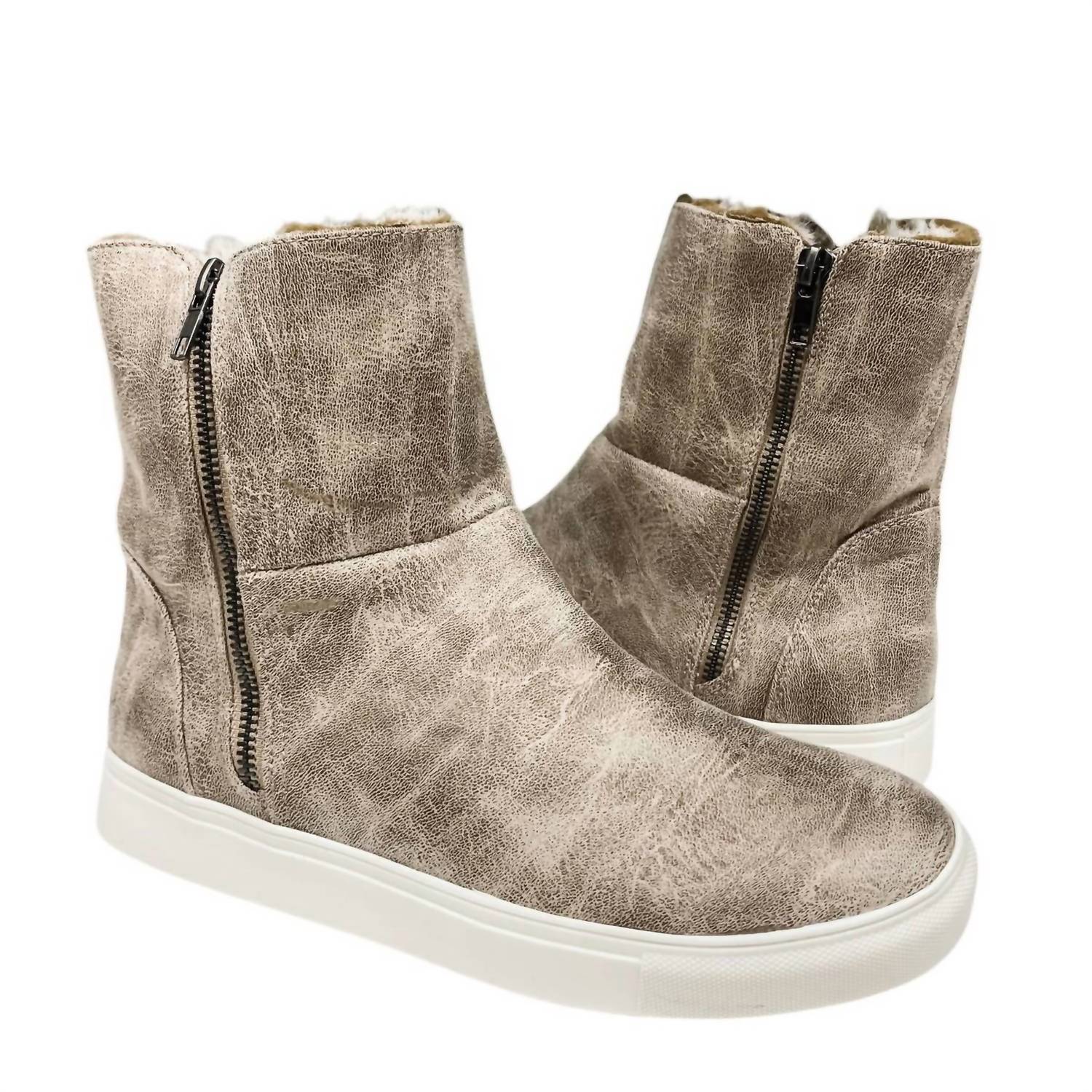 Very G - Women's Plusher Bootie
