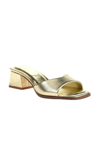 CHINESE LAUNDRY Women's Liinda Block Heel Slide Sandal in gold - women's sandal
