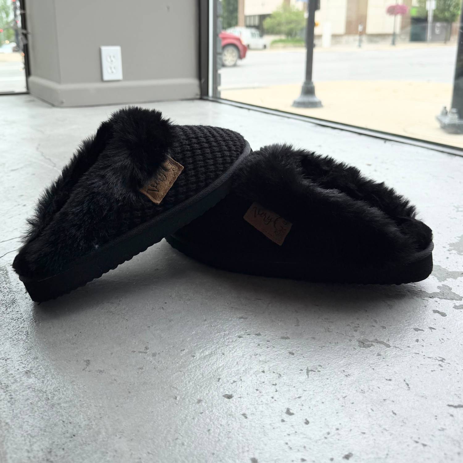 Very G Women's Sweater Slipper in black - women's shoe