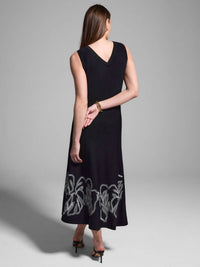 Nic + Zoe - Evelina Embroidered Knit Twirl Dress