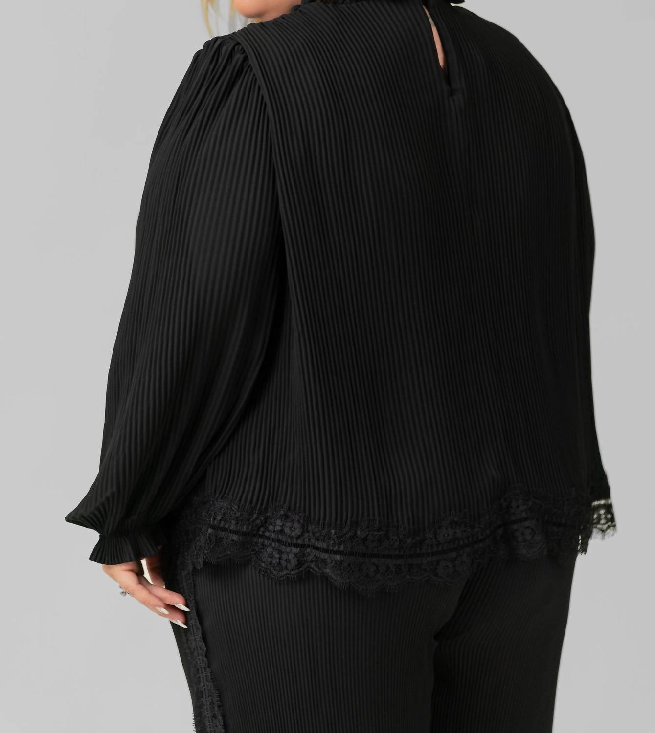 Mat Fashion - Pleated Lace Trim Blouse
