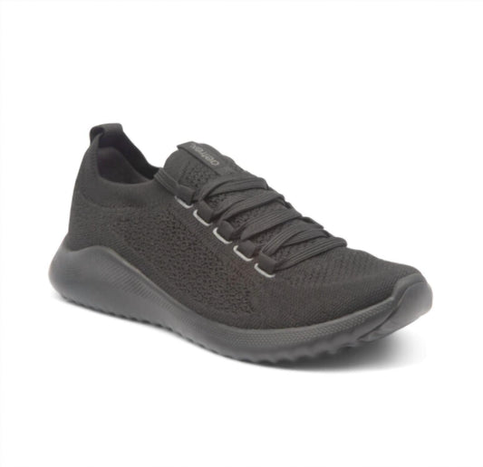 Aetrex - Women's Carly Lace Up Sneaker