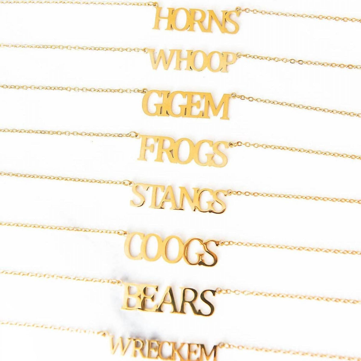 Golden Thread - Women's Texas A&m Aggies Gigem Nameplate Necklace