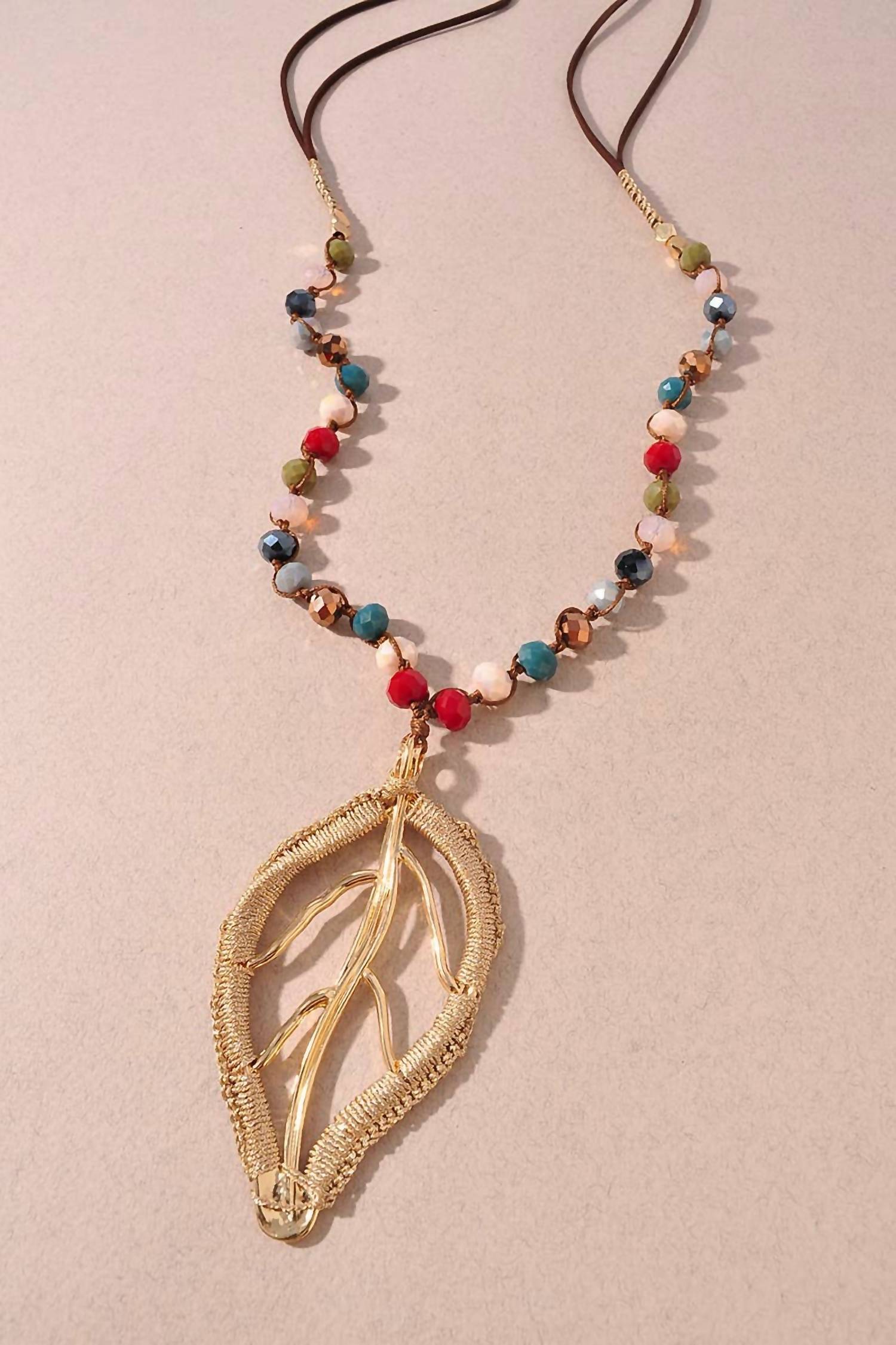 Merveille - Women's Mixed Bead Leaf Pendant Necklace