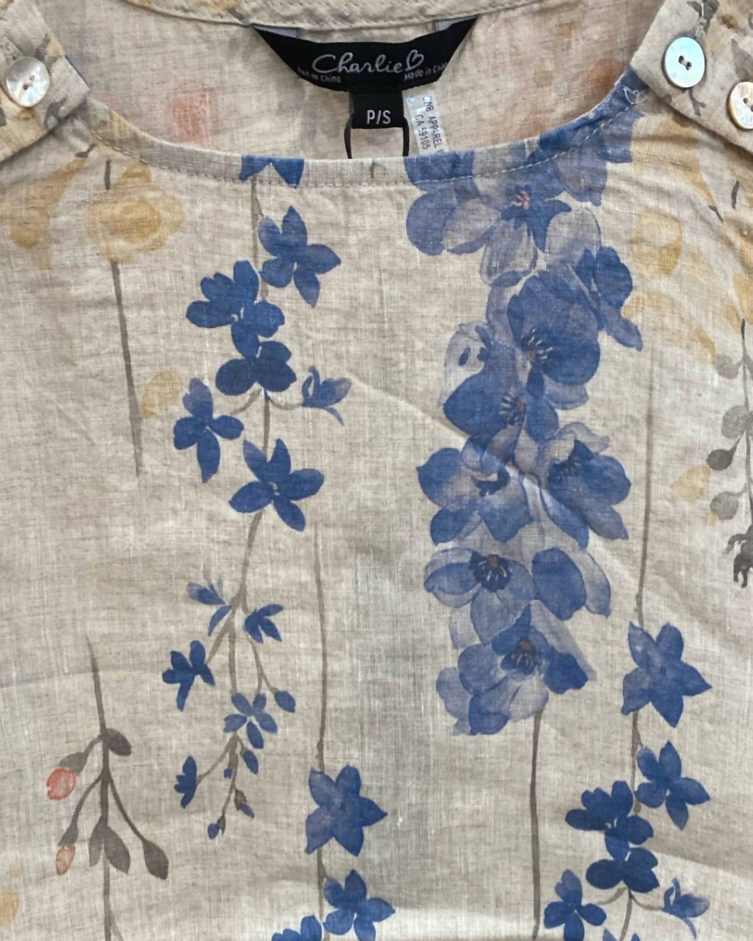 Charlie B - Women's Printed Sleeveless Raw Linen Top With Buttons